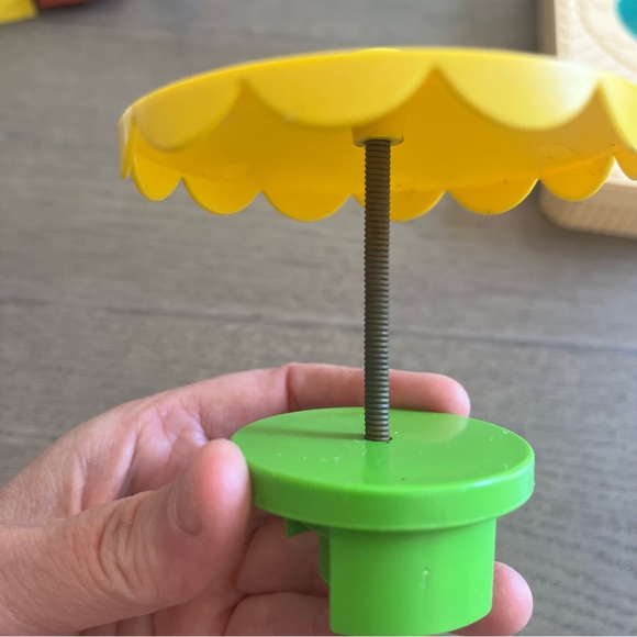 Vintage Fisher Price Little People Swimming Pool Playset - Picture 6 of 9